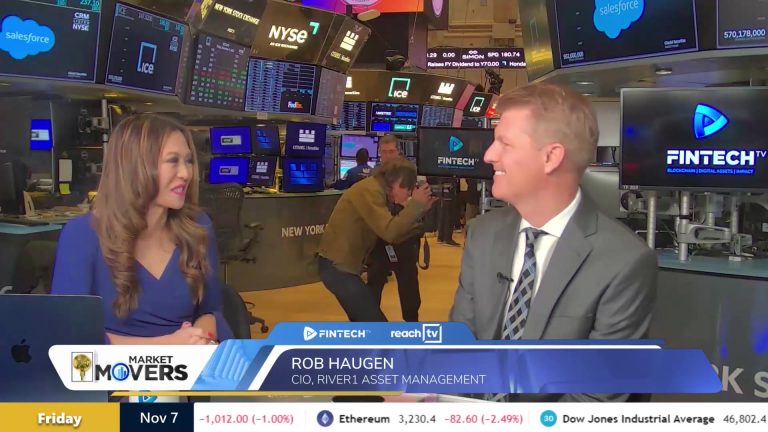 Warren Buffett’s Cash Pile: What It Means for Investors