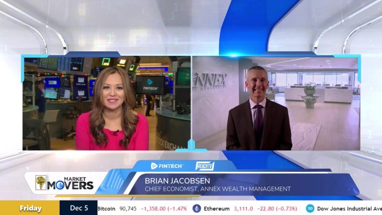 Santa Rally Uncertain as Fed Debate Heats Up and Job Data Surprises Analysts