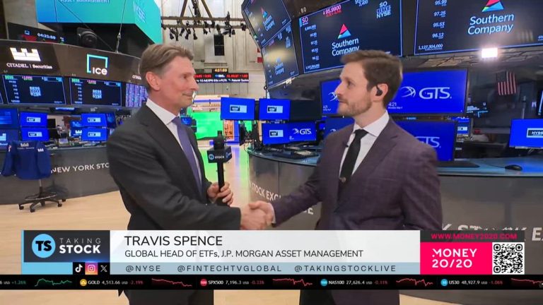 Active Fixed Income ETFs Surge as Investors Shift from Passive 