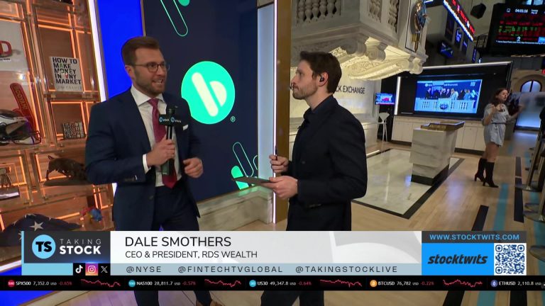 AI Stocks, Market Volatility & Nvidia Earnings