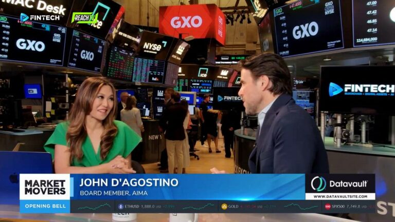 John D’Agostino speaks with a FINTECH.TV host on the New York Stock Exchange trading floor about tokenized stocks.